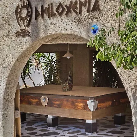 Philoxenia 3 *