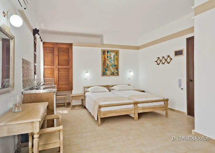 Apartament Philoxenia 3 *